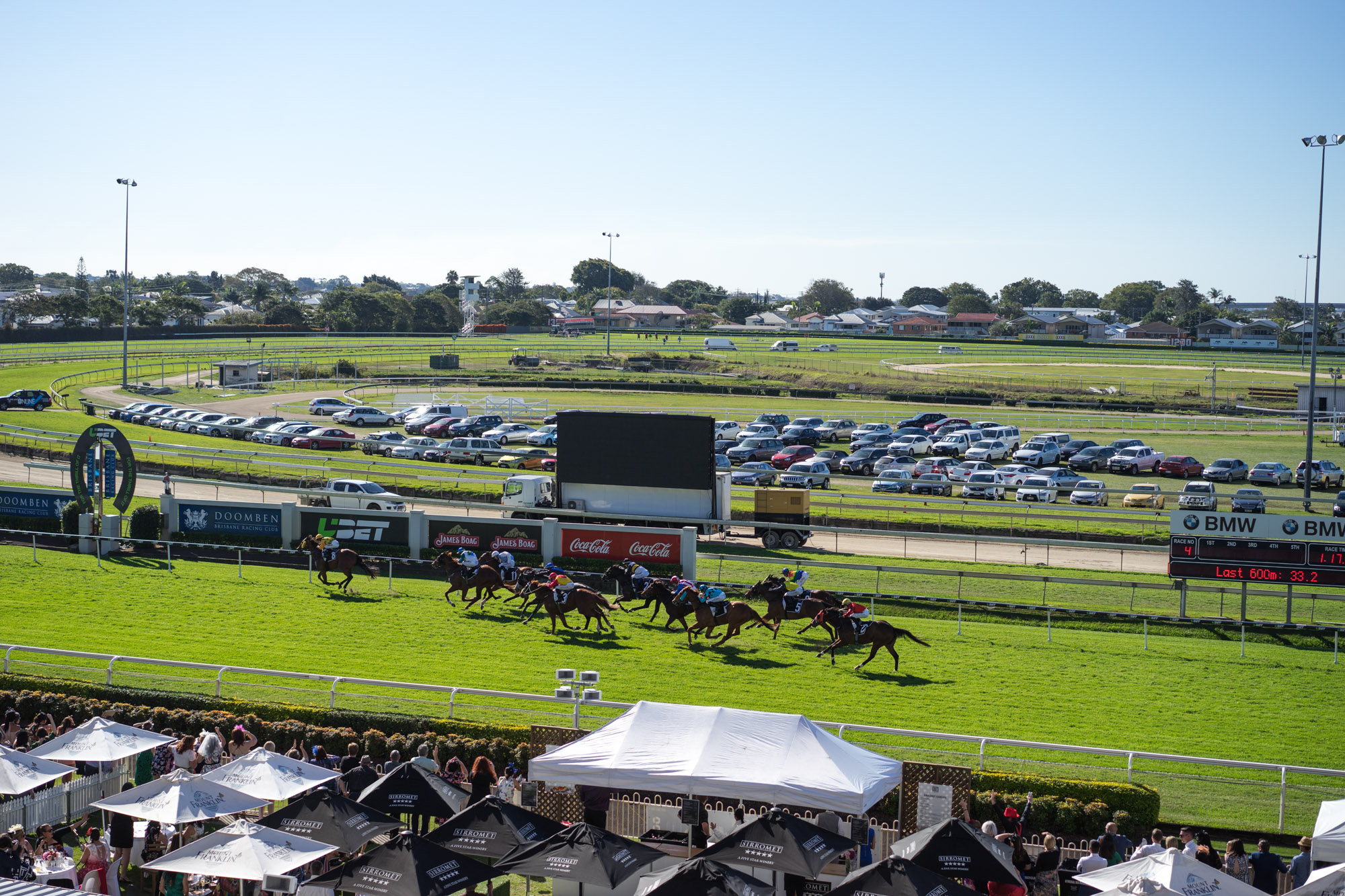 horse racing brisbane